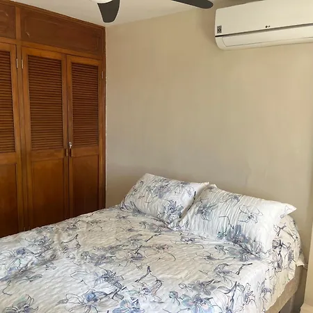 Cabrero, Cerca De La Ciudad Amurallada Y Playa Apartment *