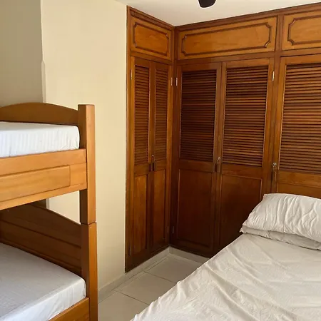 Cabrero, Cerca De La Ciudad Amurallada Y Playa Apartamento *