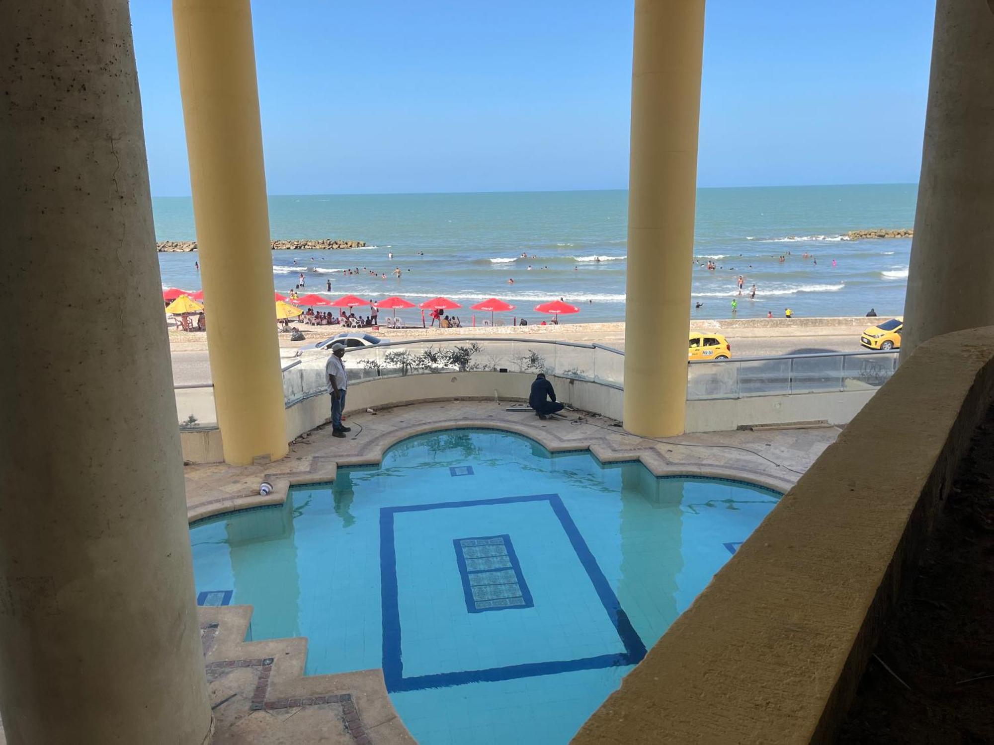 Cabrero, Cerca De La Ciudad Amurallada Y Playa * Cartagena